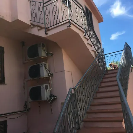 Semesterbostad A Pochi Passi Dal Mare San Giovanni (Nuoro)